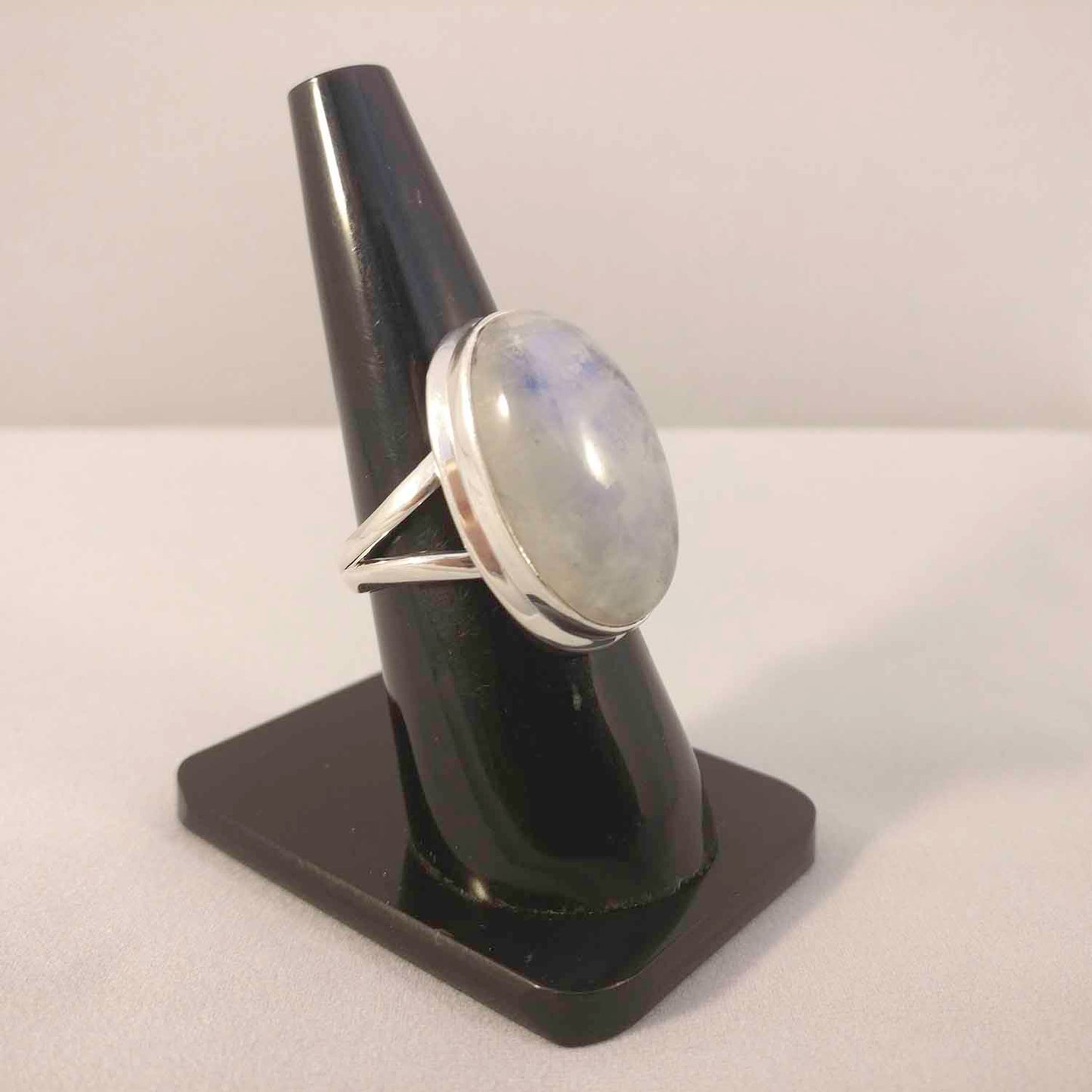 Ganesha Handicrafts, Delicate Moonstone in Plain Silver Setting, Plain Silver Moonstone, Women's Trending Moonstone, Moonstone Ring, Women's New Model Ring, Women's Fashion Moonstone Ring.