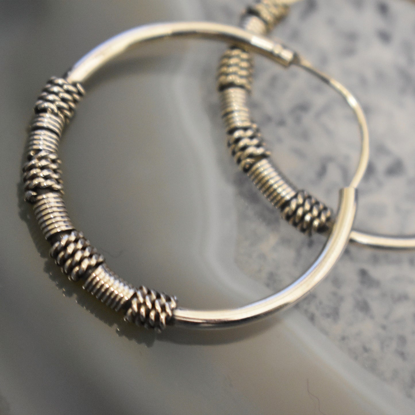 Ganesha Handicrafts, Detailed Hoops, Detailed Womens Hoops, New Trending Hoops, Women's stylish Hoops, Modern Hoops, Womens New Trend Hoops List.