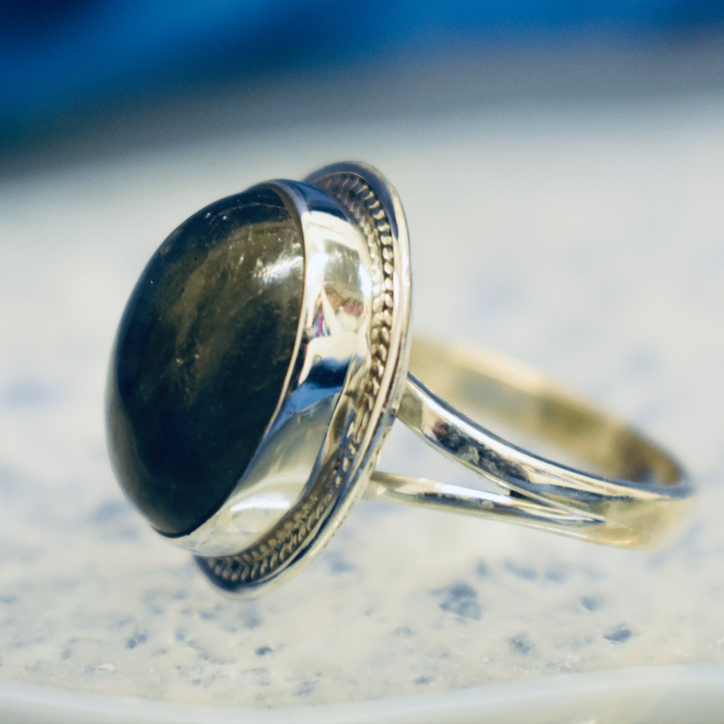 Ganesha Handicrafts, Detailed Labradorite Ring, Labradorite Ring, Women's Trending Ring, New Womens Modern Ring, Womens Stylish Ring.
