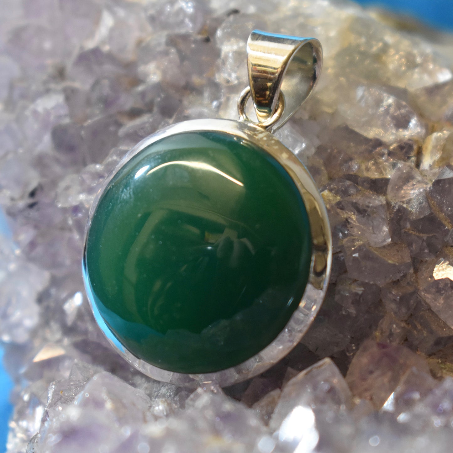 Ganesha Handicrafts, Green Onyx Pendant, Green Pendant, Women's Trending Pendant, Women's new Model Pendant, Women's Modern Pendant, Women's Stylish pendant.
