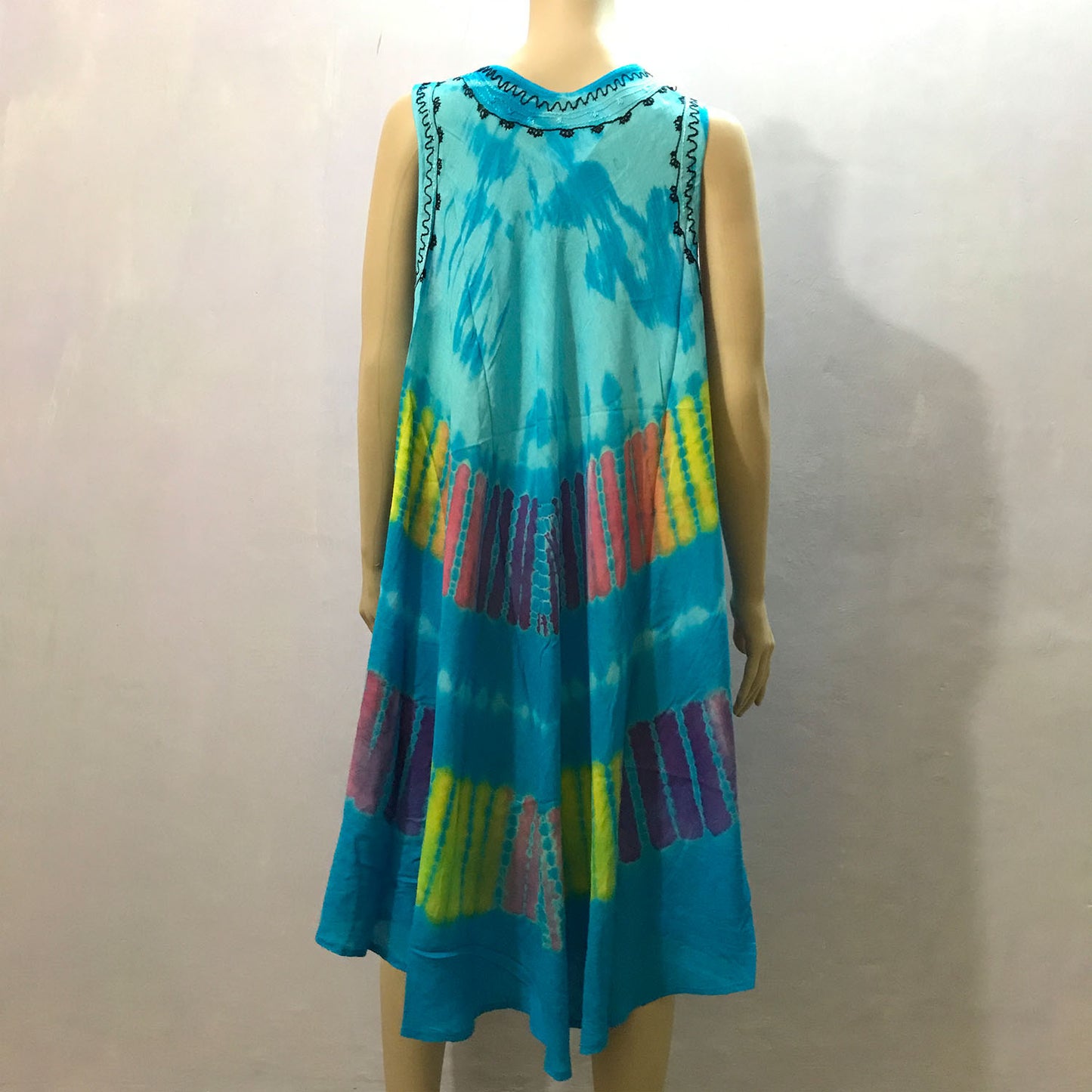 Ganesha Handicrafts, Multicoloured Cut Sleeve, Small Flower Print Dress, Multicoloured Cut Sleeve Dress, Womens Trending Dress, New Modern Dress, Womens stylish dress.