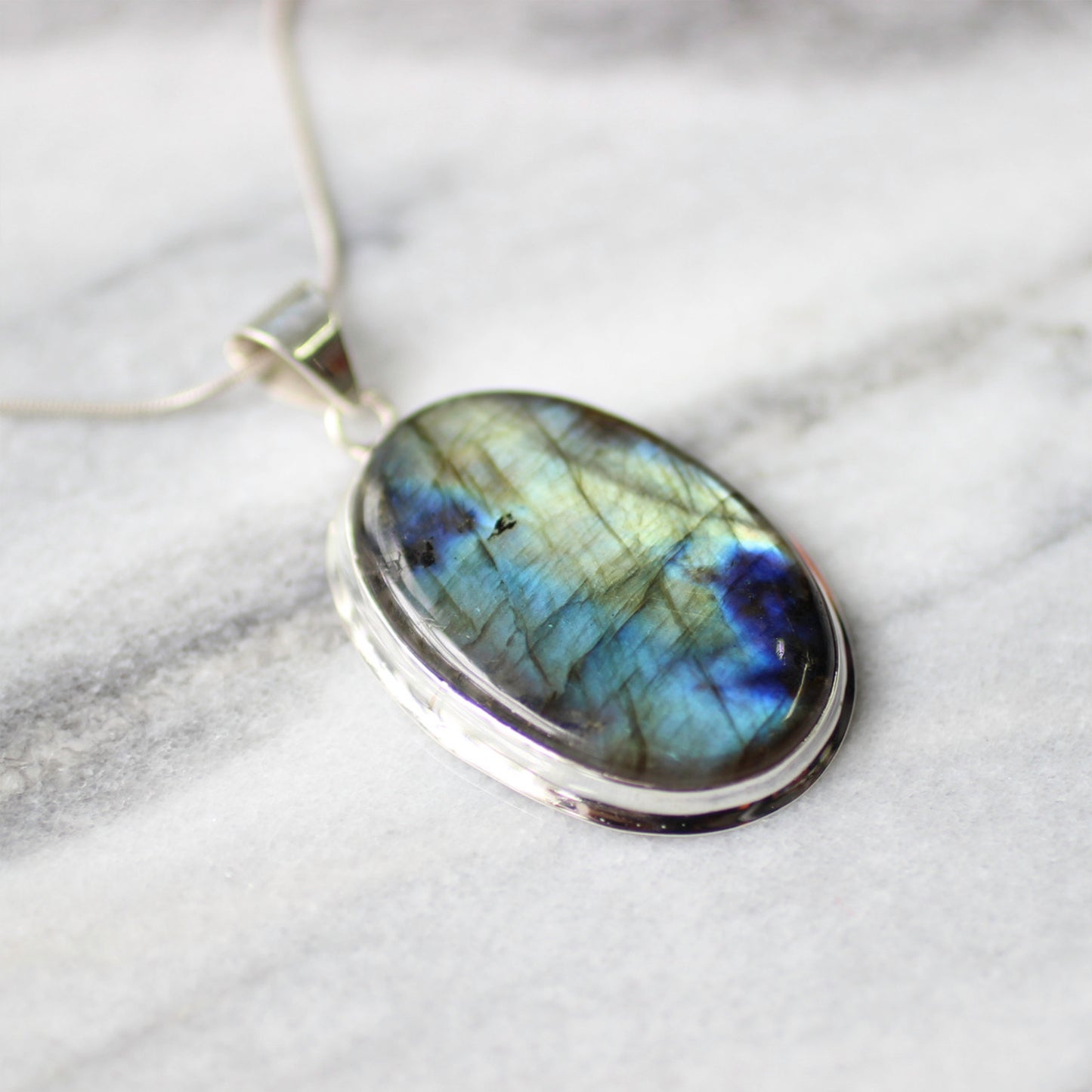 Ganesha Handicrafts, Natural Labradorite 925 Sterling Silver Pendant, Natural Labradorite, 925 Sterling Silver Pendant, Womens Trending Pendant, Womens fashion Pendant, Womens Modern 925 Silver Pendant.