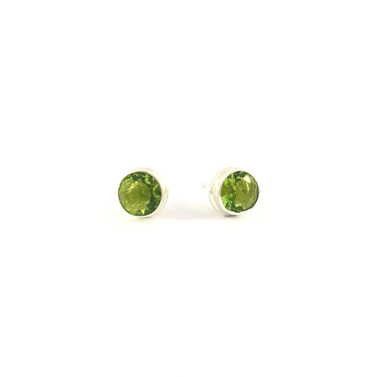 Ganesha Handicrafts Peridot Stud Earrings 925 Sterling Silver, Earrings, Green Colour Earrings, Stud, Green Colour Stud, Peridot Earrings. Sterling Silver Earrings, Beautiful Earrings
