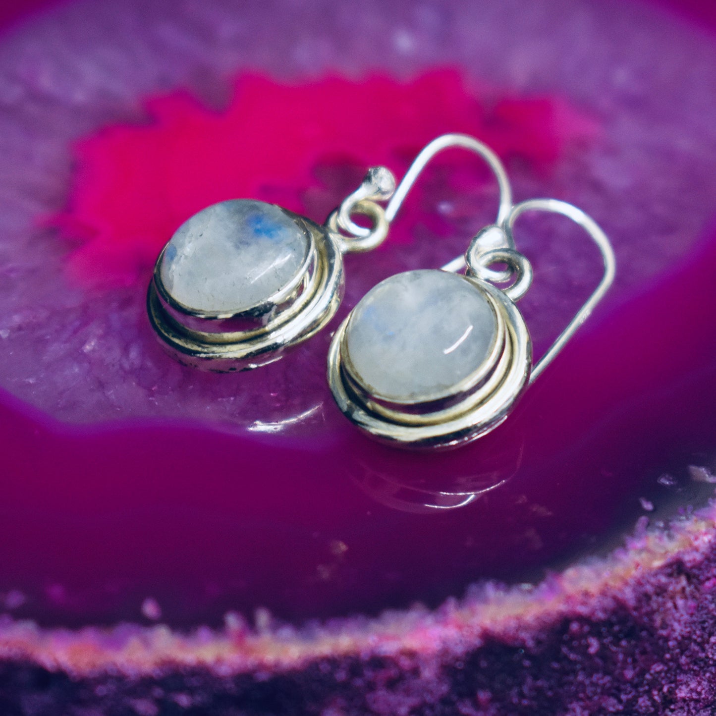 Ganesha Handicrafts, Plain Circle Moonstone Earrings, Moonstone Earrings, Plain Circle Earrings, Womens new Modern Earring, New Trending Earrings, Womens Mode Earrings, Stylish Womens Ring collection.
