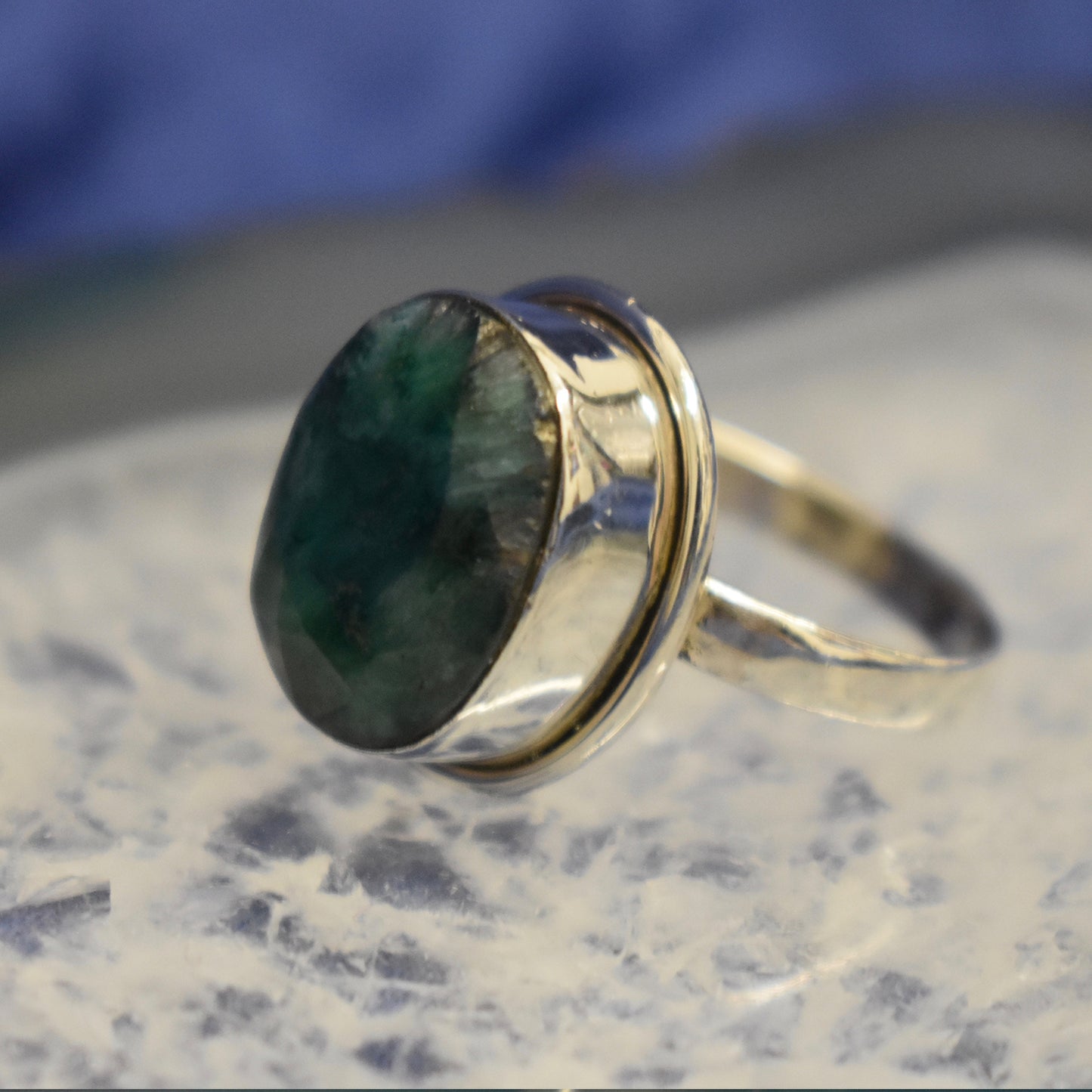 Ganesha Handicrafts, Plain Emerald Ring (925) Sterling Silver, Plain Emerald Ring, 925-Sterling Silver Emerald Ring, Womens Trending Ring, New Women's Model Ring, Women's Stylized Ring.