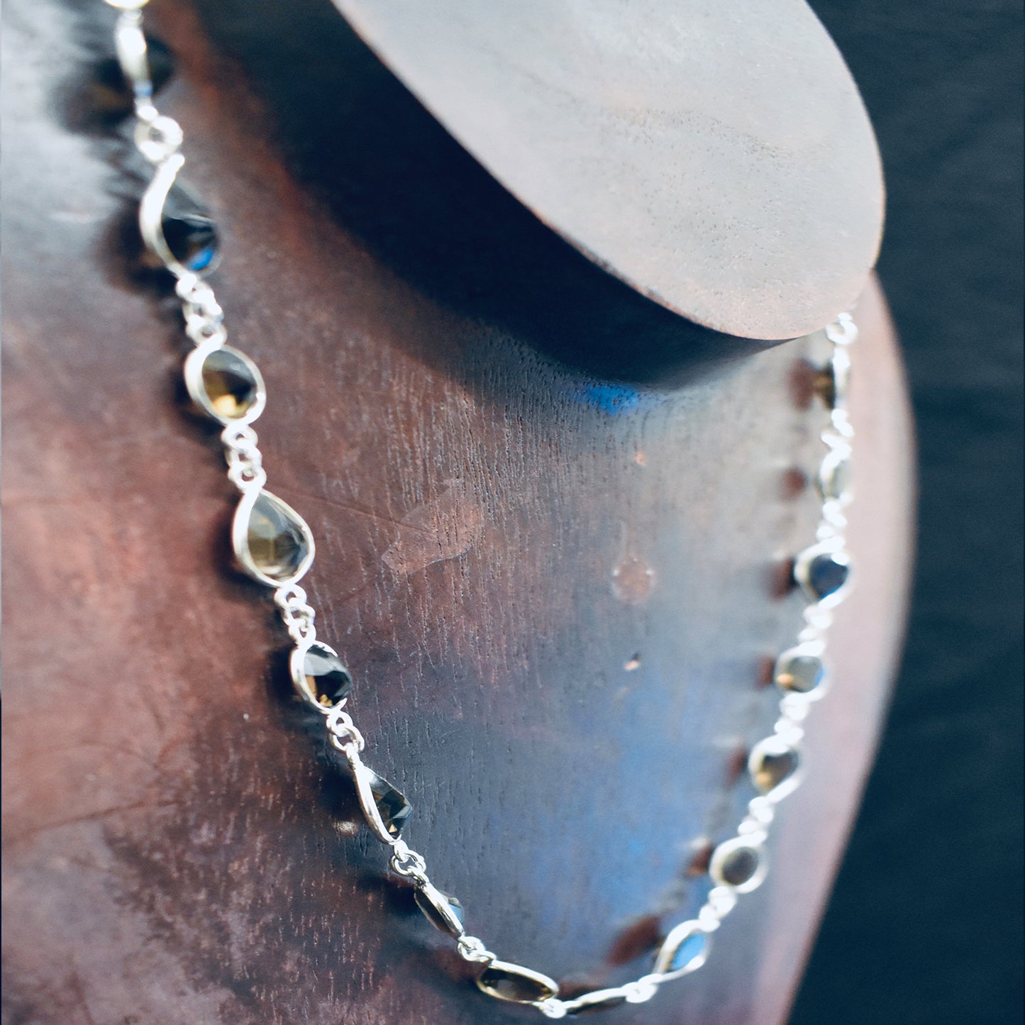 Ganesha Handicrafts, Quartz Gemstone Necklace, Black Stone Necklace, Womens New Trending Necklace, Modern Necklace, Women's Stylish Necklace.