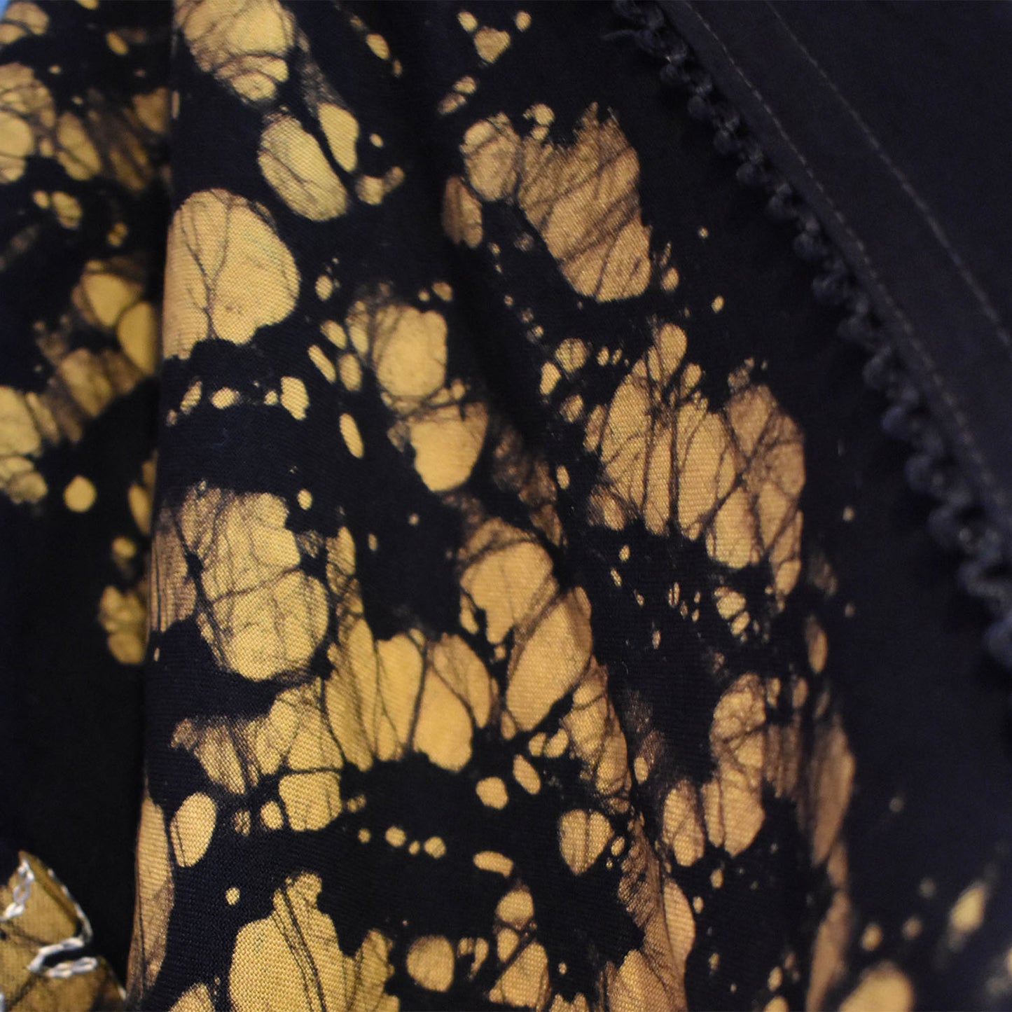Ganesha Handicrafts, Short Kaftan-Black Top Yellow Floral, Kaftan-Black Top Yellow Floral, Black Top Yellow Floral, Women's Fashion Short Kaftan-Floral, Trending Short Kaftan Floral.