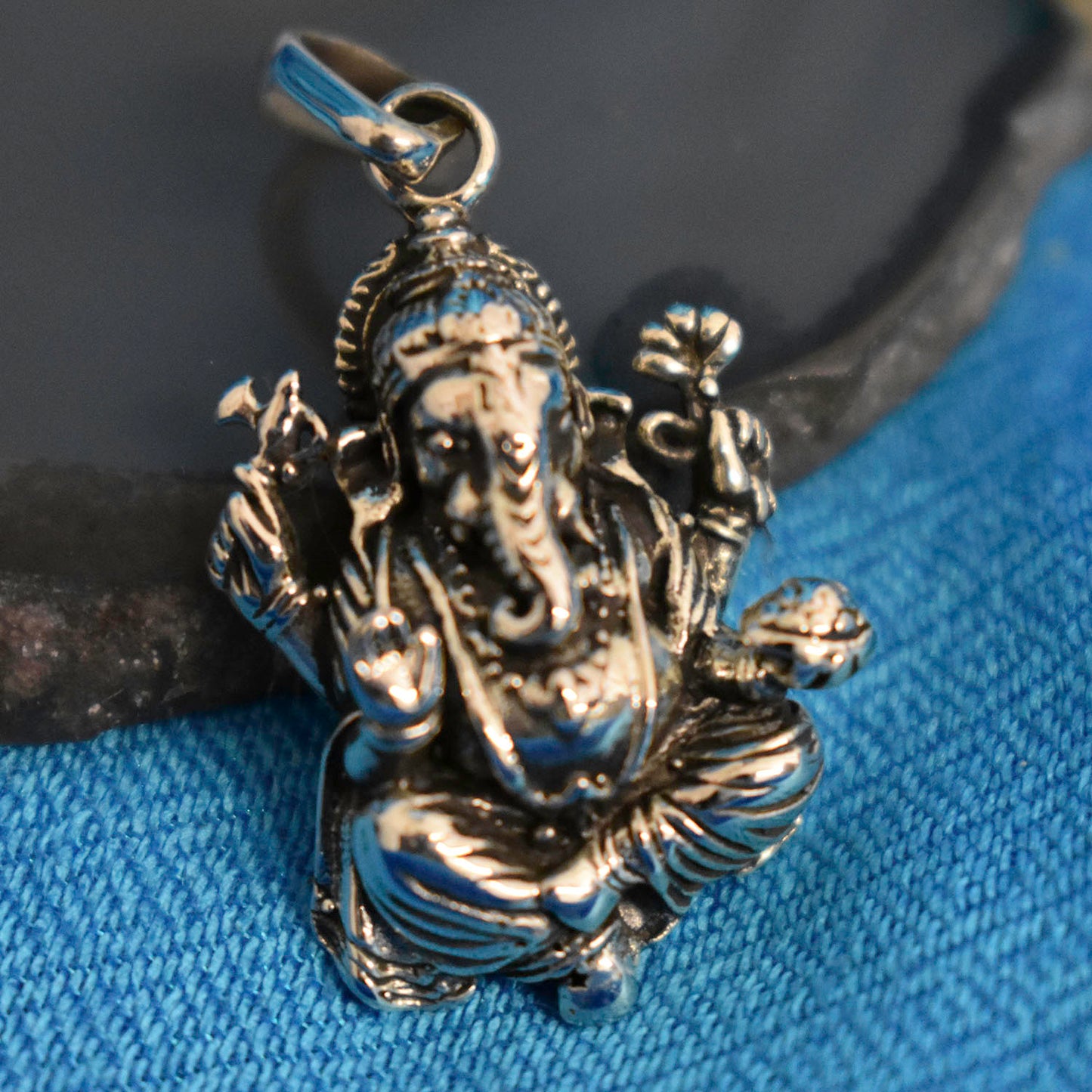 Ganesha Handicrafts, Sterling Silver Ganesh Pendant (925), Sterling Silver Ganesh Pendant, Ganesh Pendant, Sterling Silver Pendant, 925-Sterling Silver Ganesh Pendant, Bisexual Pendant, Trending Pendant.
