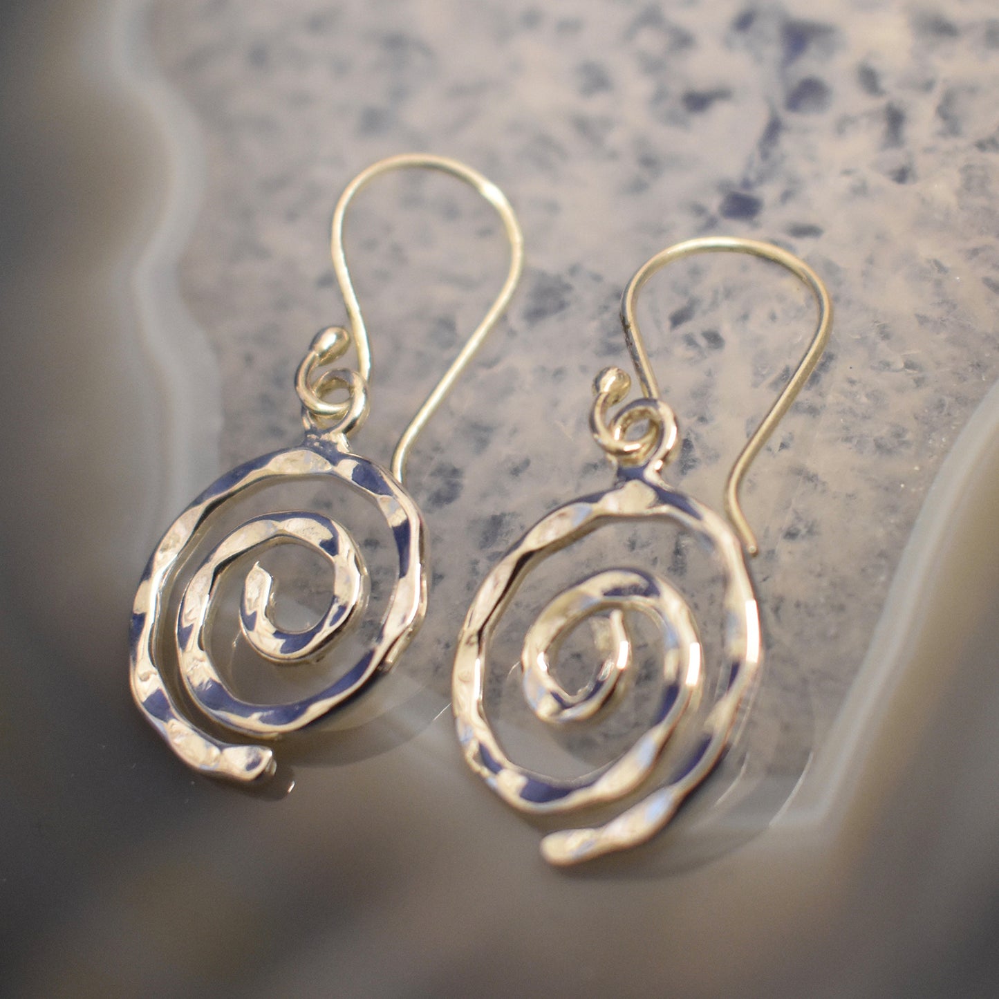 Ganesha Handicrafts, Swirl Earrings, Women's Trending Earrings, New Model Earrings, Women's Fashion Earrings, Women's Swirl Earrings.