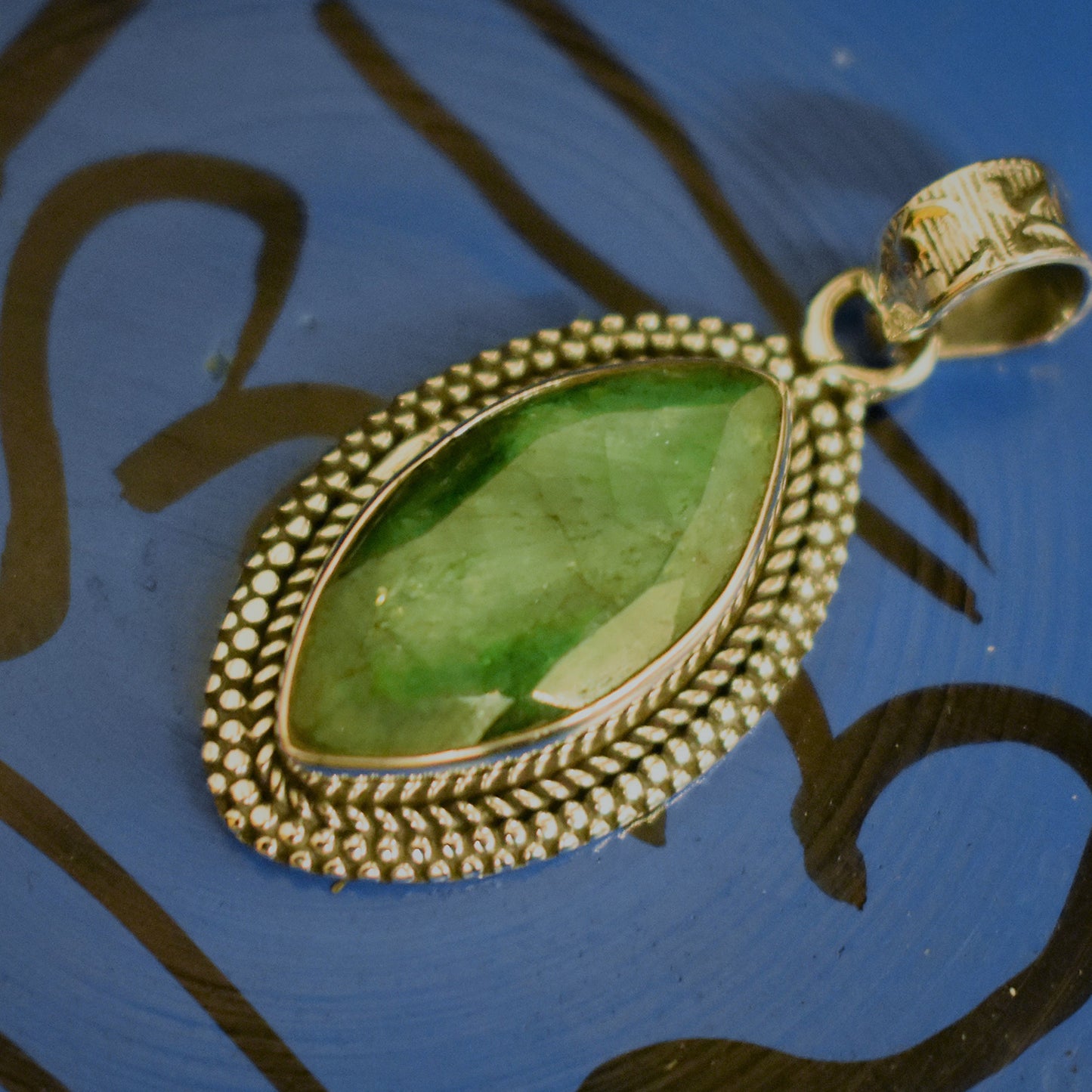 Ganesha Handicrafts, Vintage Style Pendant, Emerald Vintage Style Pendant, Emerald Pendant, Womens Trending Pendant, New Model Womens Pendant, Women Modern Pendant, Stylish Pendant for Women's.